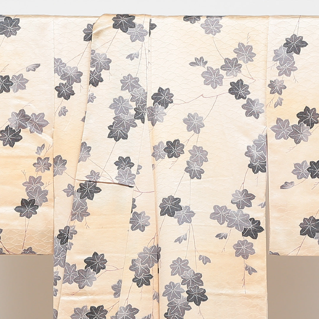 小紋 袷 身丈154cm 裄丈64cm 正絹 Sランク Sサイズ 広衿 インフォーマル 綸子 蔦 芝草 しつけ糸 クリーム系 金系 1215-00120