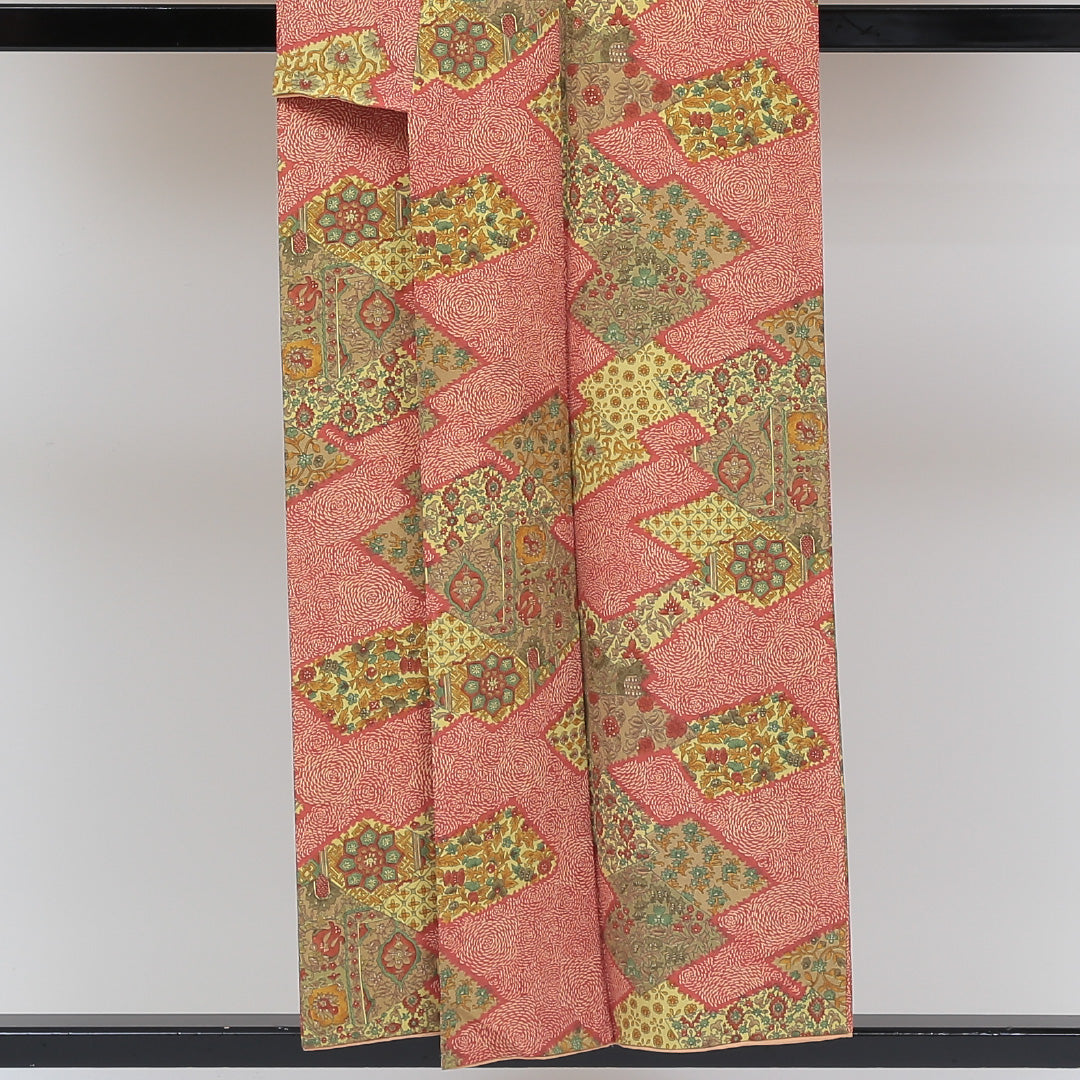 小紋 袷 身丈151cm 裄丈63cm 正絹 Sランク インフォーマル 広衿 Sサイズ 更紗 菊 赤系 RP 1221-00525