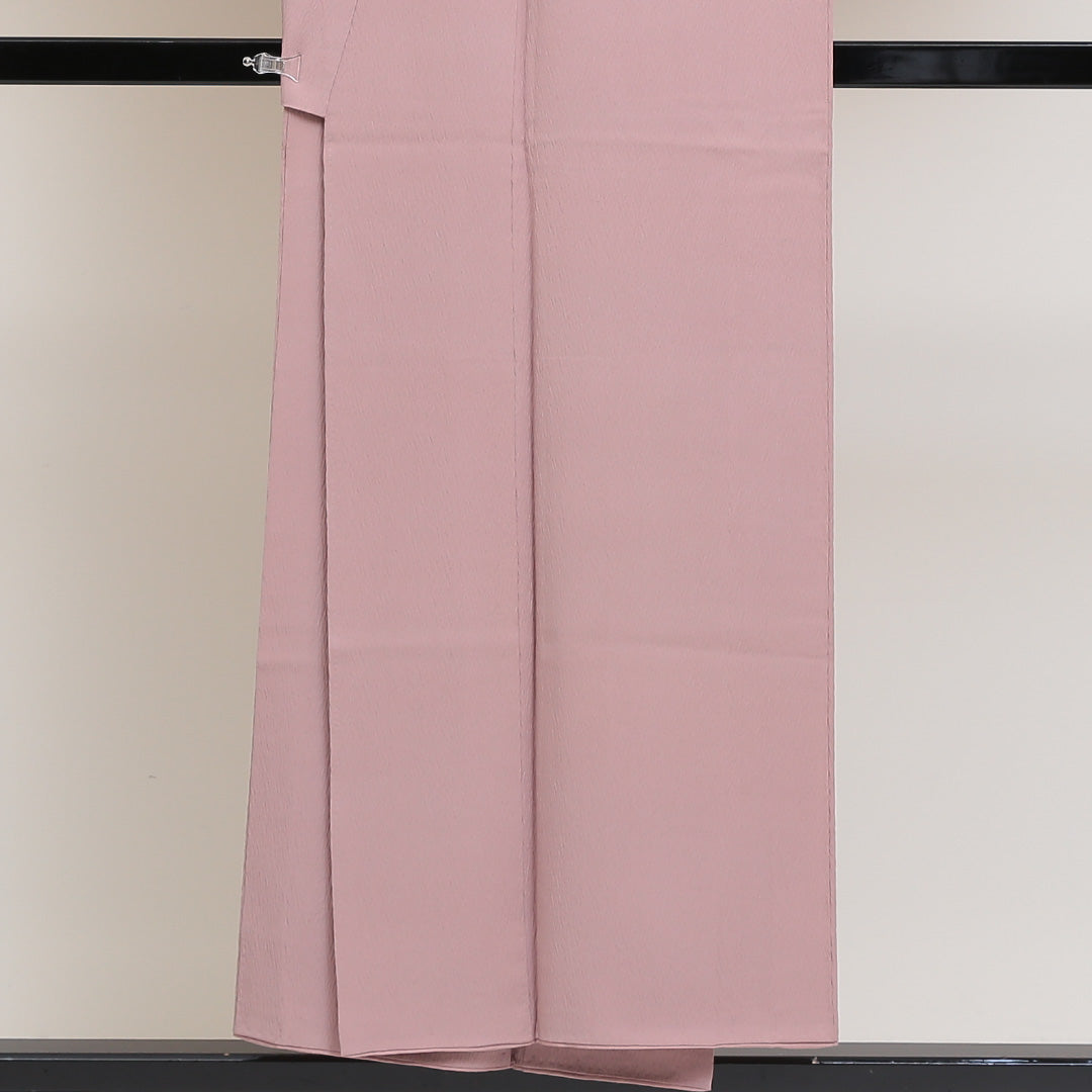 色無地 袷 身丈148cm 裄丈59cm 正絹 Sランク 一つ紋 (抱き沢瀉) セミフォーマル 広衿 XSサイズ 無地 ピンク系 M4 1219-04920