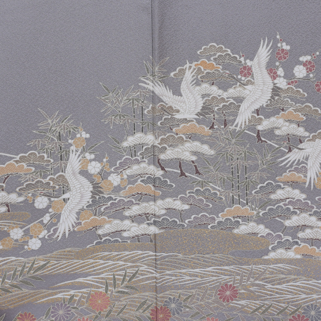 留袖(黒留袖・色留袖) 袷 身丈158cm グレー系 正絹 優品 一つ紋 丸に片喰 松と鶴 1211332200017