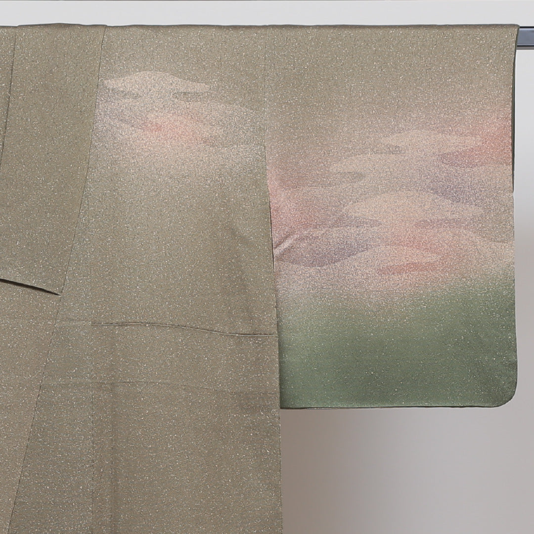 訪問着 袷 身丈154cm 裄丈62cm 正絹 Sランク 一つ紋 (下り藤) セミフォーマル 広衿 Sサイズ ぼかし染 金彩 刺繍 桔梗 緑系 PO 1217-04071