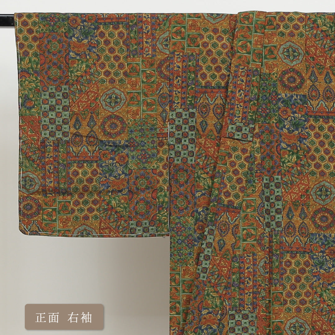 小紋 袷 身丈153cm 裄丈62cm 正絹 Sランク インフォーマル バチ衿 Sサイズ 更紗 しつけ糸 吉祥文様 茶系 RP 1221-00899