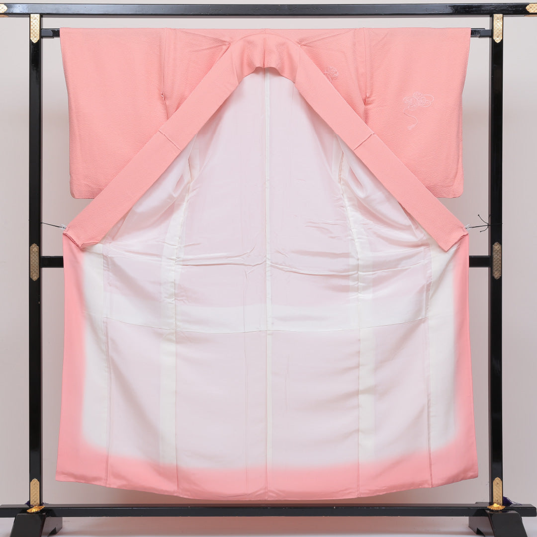 付下げ 袷 身丈151cm 裄丈65cm 正絹 Sランク 一つ紋 (七宝に花菱) セミフォーマル 広衿 Sサイズ 刺繍 鼓 ピンク系 RP 1218-04074