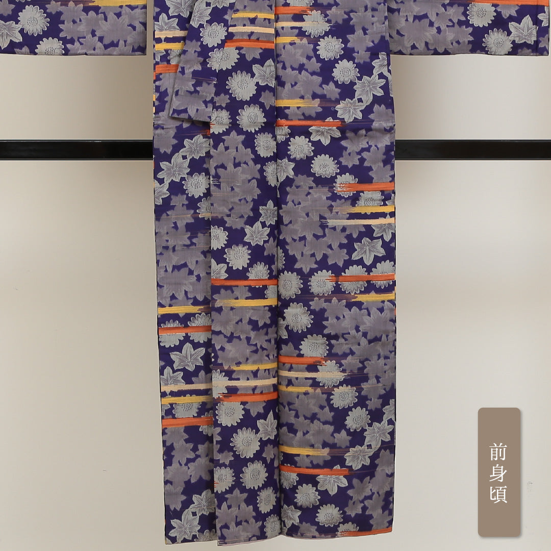 アンティーク 銘仙の着物 袷 身丈145cm 裄丈59cm 正絹 Aランク バチ衿 XSサイズ 菊 紅葉 紫系 RP 1223-00909