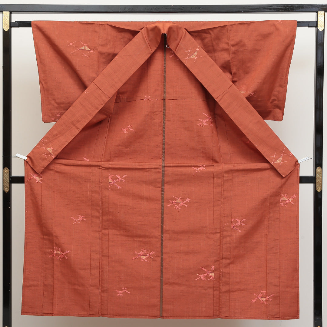 紬 単衣 身丈153cm 裄丈62cm 正絹 Aランク カジュアル 広衿 Sサイズ 創作柄 朱系 HP 1223-02784