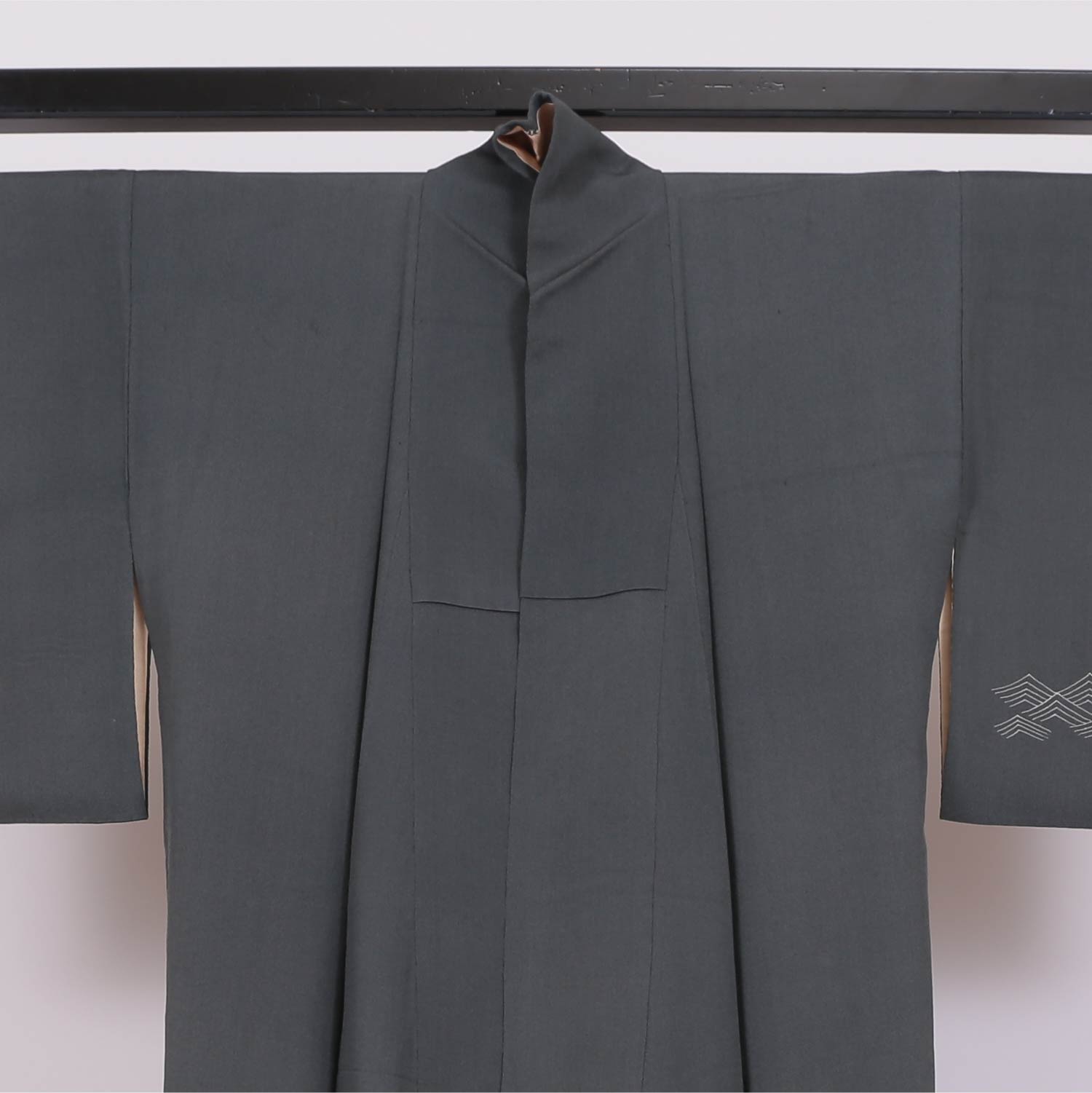 付下げ 袷 身丈152cm 裄丈63cm 正絹 Aランク Sサイズ 広衿 インフォーマル ちりめん 遠山 緑系 1261-03983