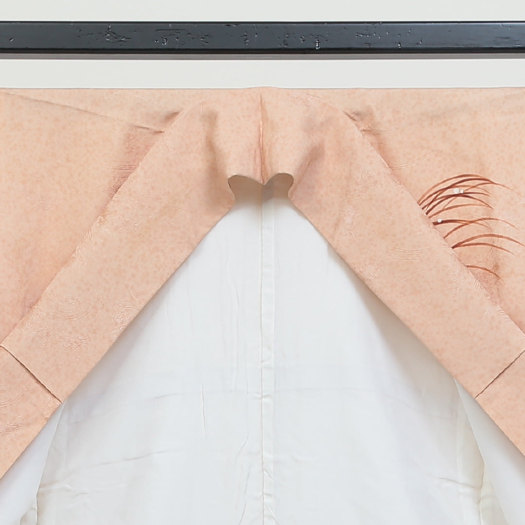 訪問着 袷 身丈158cm 裄丈64cm 正絹 Aランク Mサイズ 広衿 一つ紋(五三桐) セミフォーマル 紋意匠 植物柄 芝草 クリーム系 朱系 1212-04173