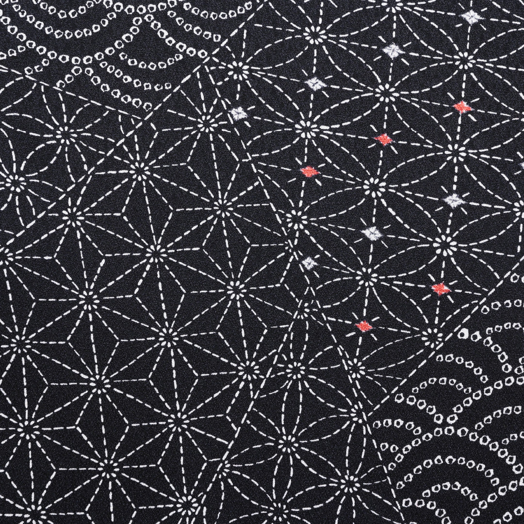 小紋 袷 身丈156cm 裄丈65cm 正絹 Sランク Mサイズ 広衿 インフォーマル 麻の葉 青海波 黒系 1215-00412