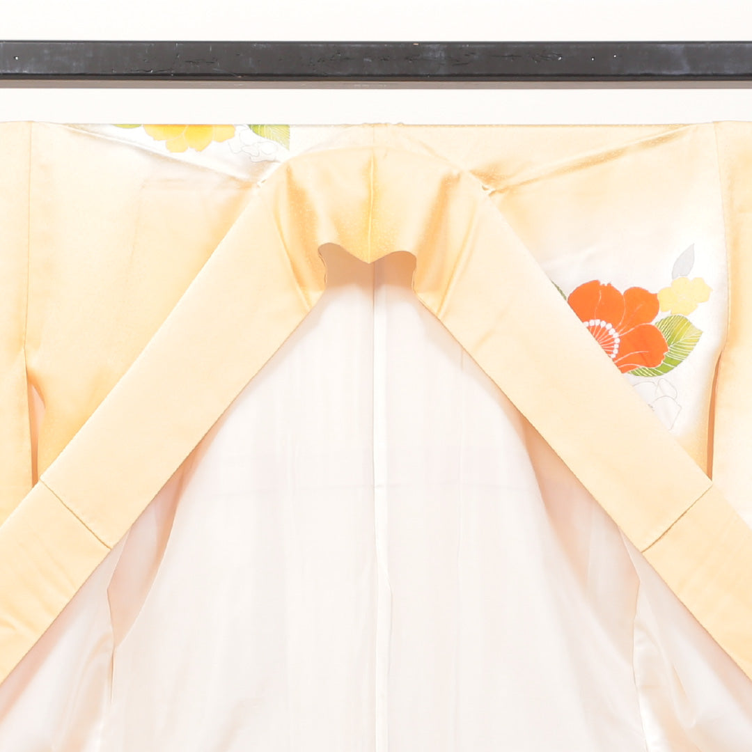 訪問着 袷 身丈159cm 裄丈35cm 正絹 Sランク Mサイズ 広衿 セミフォーマル 牡丹 クリーム系 朱系 1212-04101