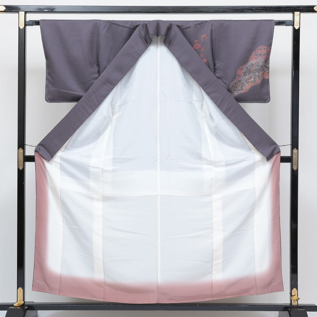 未使用品 訪問着 袷 身丈154cm 裄丈63cm 正絹 Sランク 一つ紋 (五三桐) セミフォーマル 広衿 Sサイズ 金彩 金箔 しつけ糸 道長取り 樹下双獣文 牡丹 紫系 PO 1217-04120