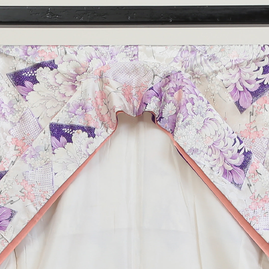 振袖 身丈157cm 裄丈66.5cm Bランク 袷 正絹 広衿 牡丹 桜 梅 紅葉 四季草花 1213-F0026