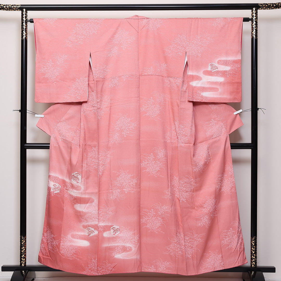 金駒刺繍 訪問着 袷 身丈155cm 裄63cm 正絹 エ霞 亀甲 笠松 ぼかし Sランク 1212-00726