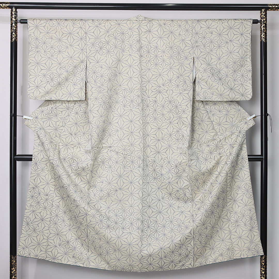 紬 身丈147cm 裄丈62.5cm Cランク XS 正絹 袷 バチ衿 麻の葉 カジュアル クリーム系 1216-12377