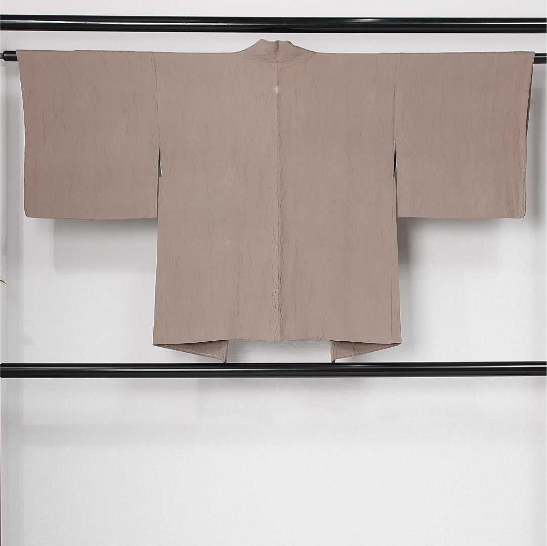 羽織 袷 身丈73cm 裄丈63cm 正絹 Sランク 一つ紋 (抱き茗荷) セミフォーマル Sサイズ 翠峰 織り出し 紐あり 証紙 創作柄 茶系 RP 1232-12600