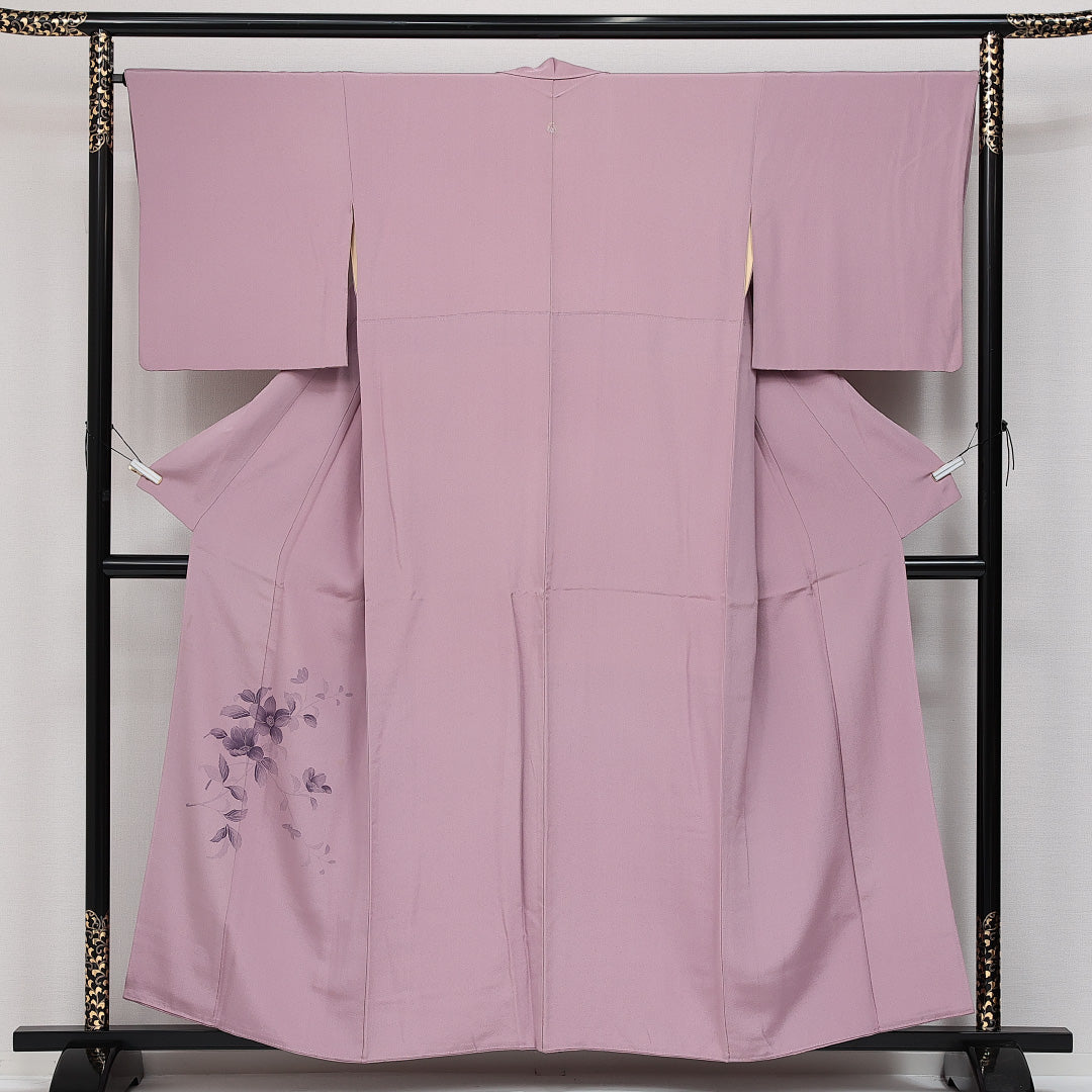 付下げ 袷 身丈153cm 裄丈64cm Cランク 正絹 広衿 Sサイズ 一つ紋（上り藤） セミフォーマル 花柄 上品 しとやか ピンク系 紫系 1261-14377