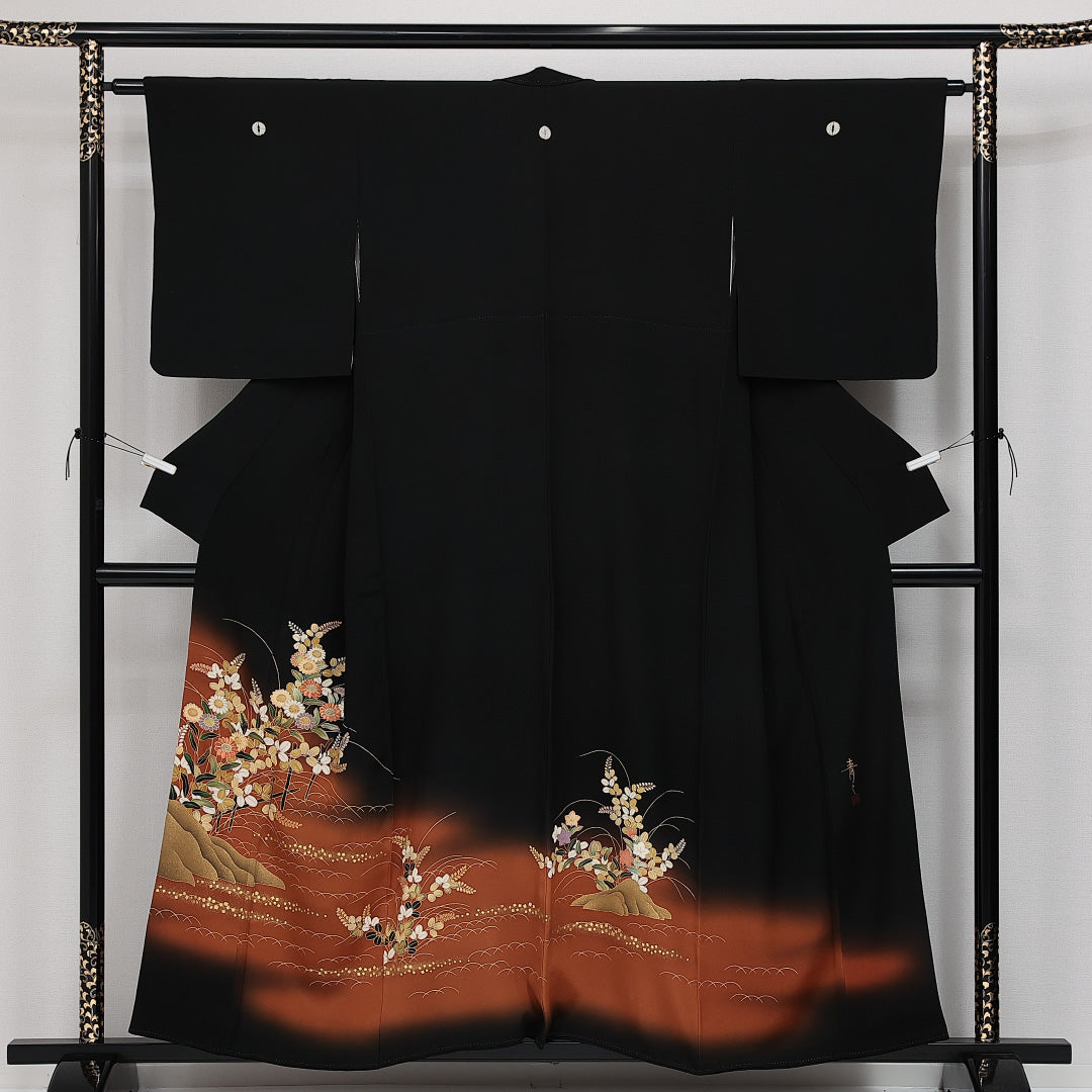 黒留袖 五つ紋 向い蝶 京友禅の巨匠 松井青々 作 身丈154cm 裄丈60.5cm Sランク 正絹 袷 広衿 S タタキ染 蘇州刺繍 石庭 フォーマル 幻想的 落ち着き 黒系 1211-F0620