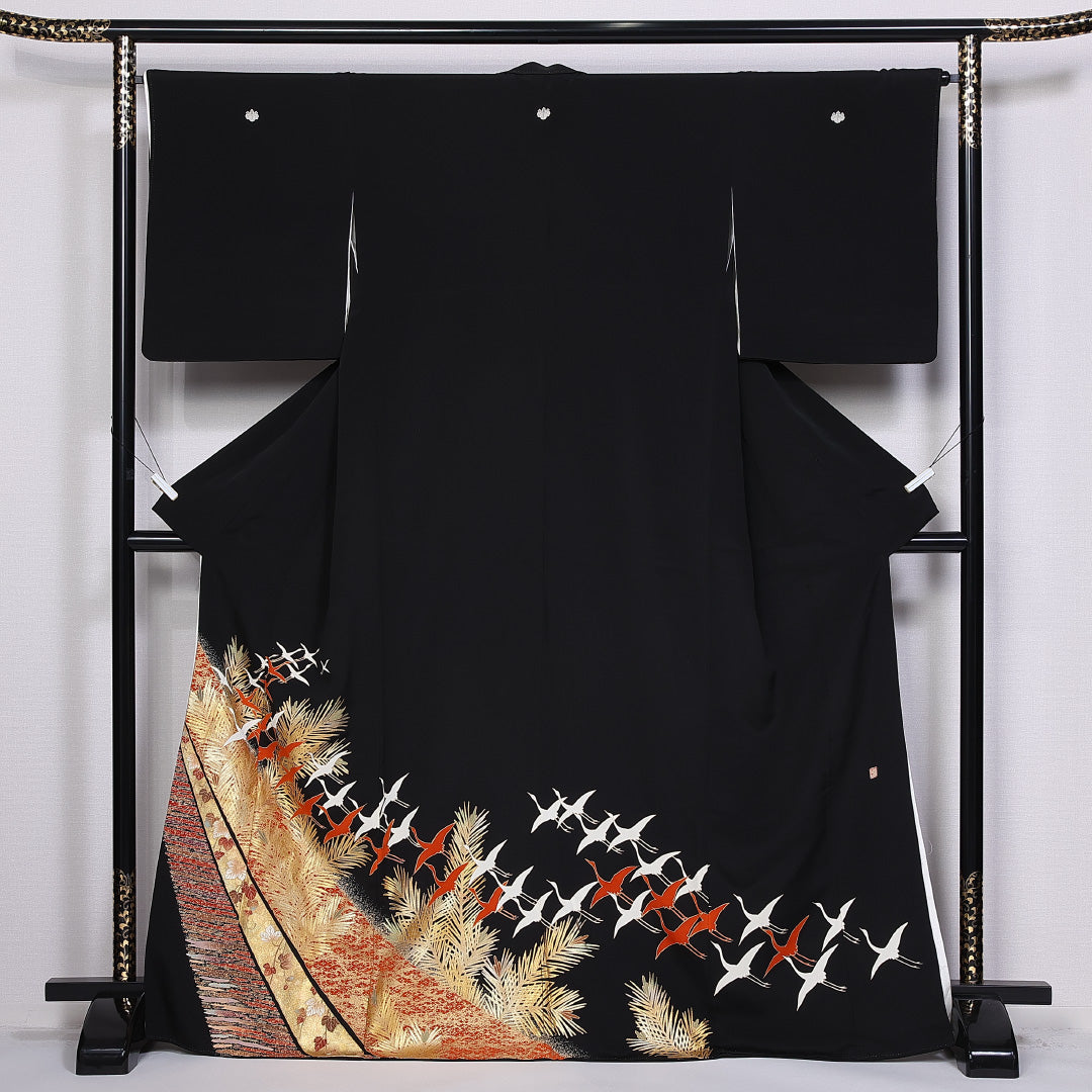 黒留袖 五つ紋 五三桐 身丈168cm 裄丈65cm Sランク 正絹 袷 比翼 広衿 XL 作家物 落款 鶴 金彩 フォーマル 黒系 1211-F0337