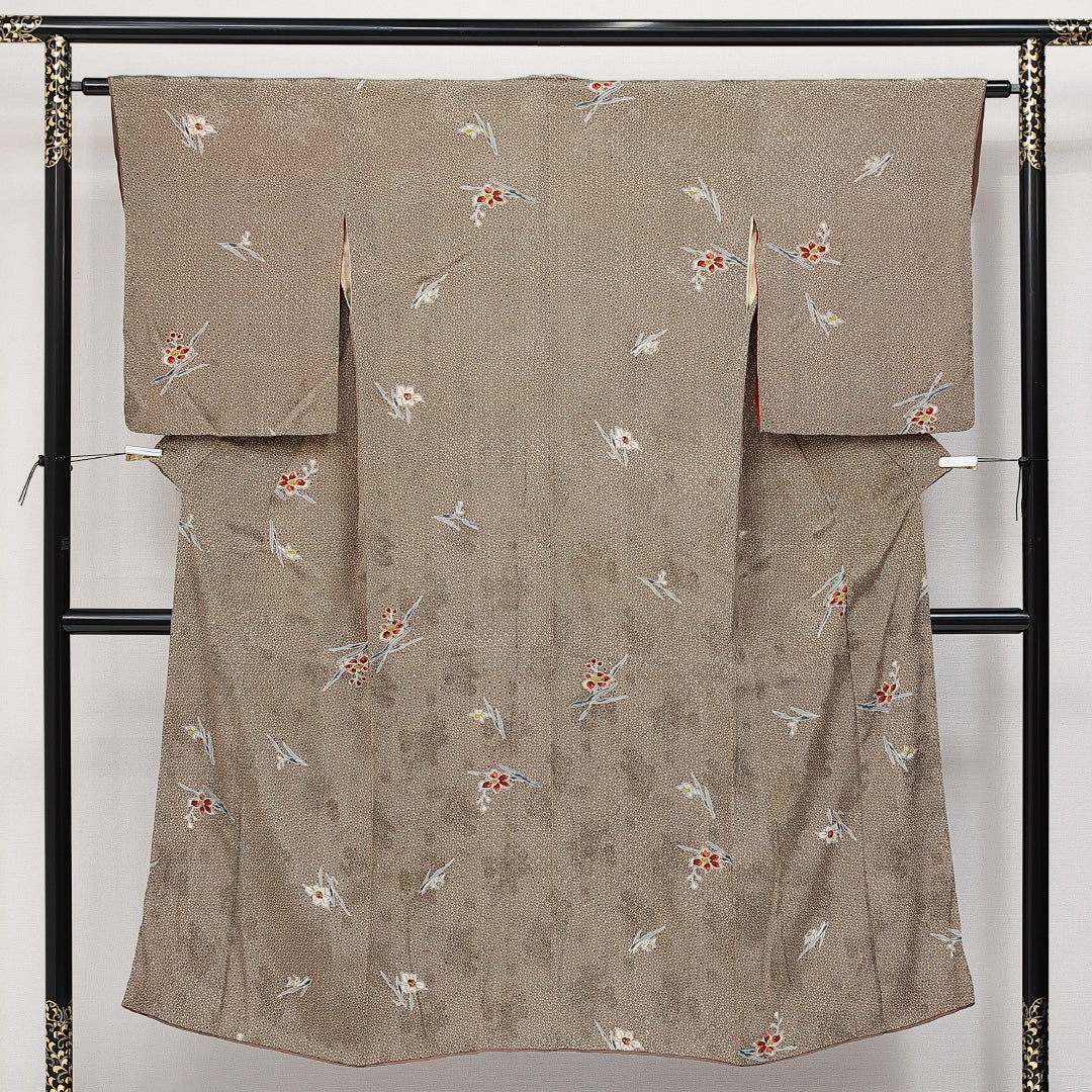 アンティーク 小紋 (錦紗) 袷 身丈144cm 裄丈61cm 正絹 Aランク 紋意匠 (花柄) バチ衿 XSサイズ 金彩 花柄 茶系 RP 1221-14615