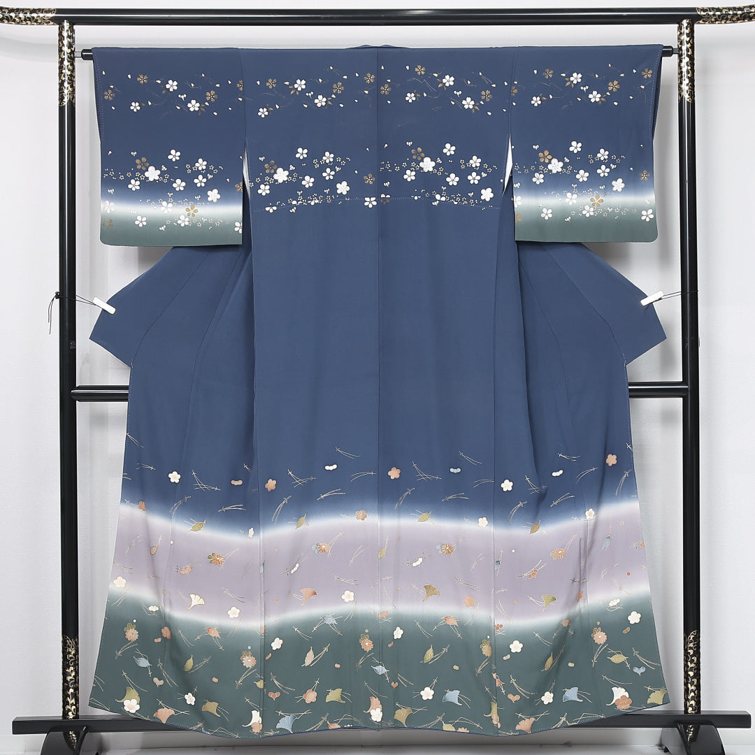 付下げ 身丈156cm 裄丈63cm Bランク M 正絹 袷 広衿 クラシカル 金駒刺繍 ぼかし 菊 桜 梅鉢 インフォーマル 青系 1261-11950