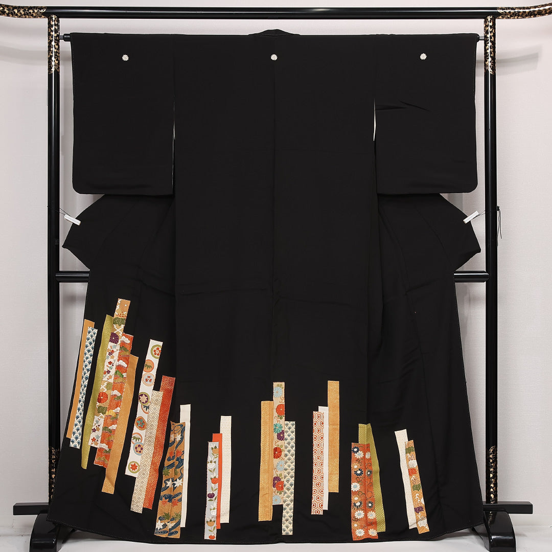黒留袖 五つ紋 三つ竜胆橘 身丈166cm 裄丈65.5cm Sランク 正絹 袷 広衿 XL 刺繍 金駒刺繍 吉祥文様 短冊 フォーマル 古典的 華やか 黒系 1211-F0565