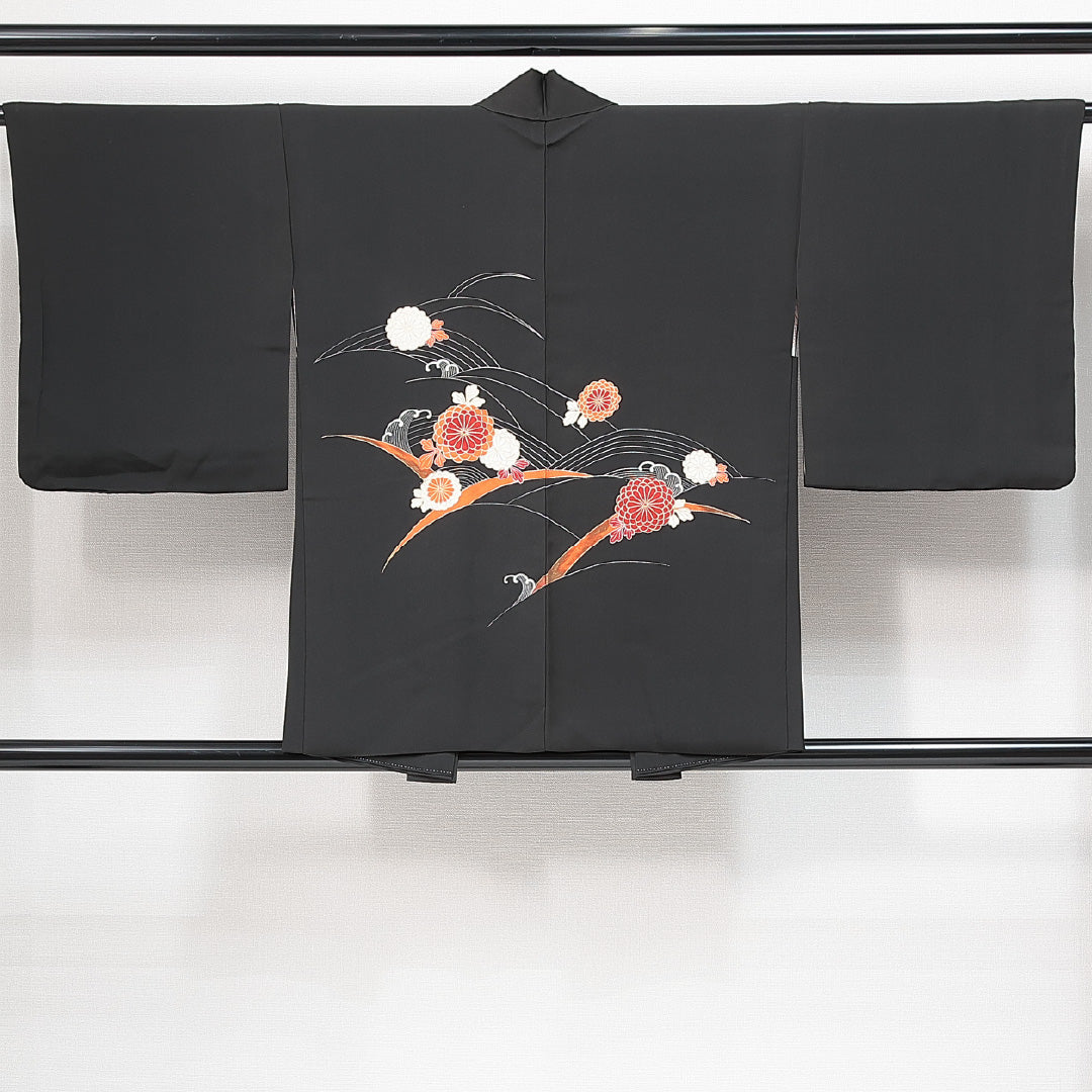 黒羽織 袷 身丈79cm 裄丈64cm 正絹 Sランク Mサイズ インフォーマル 紐あり 絵羽羽織 菊 黒系 1217-14758