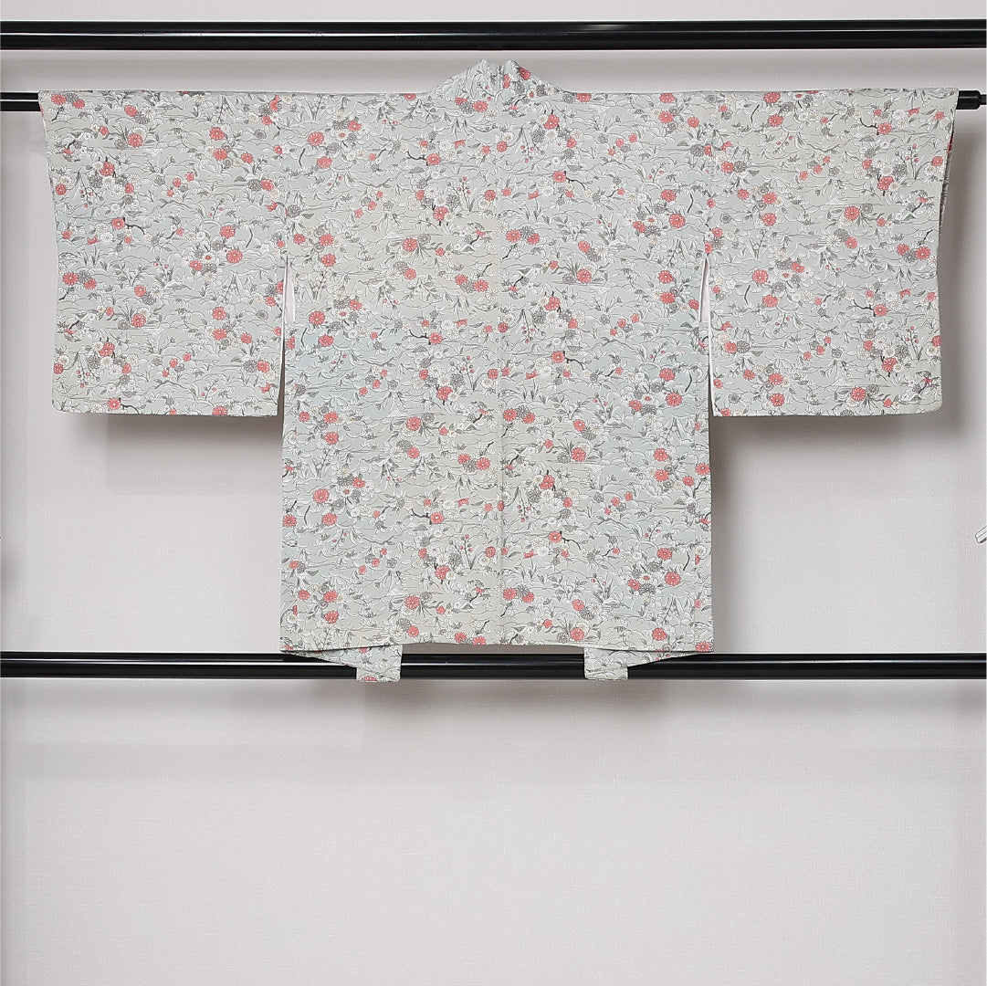 羽織 袷 身丈77cm 裄丈61cm 正絹 Cランク カジュアル Sサイズ 紐あり 四季草花 グレー系 HP 1232-12950