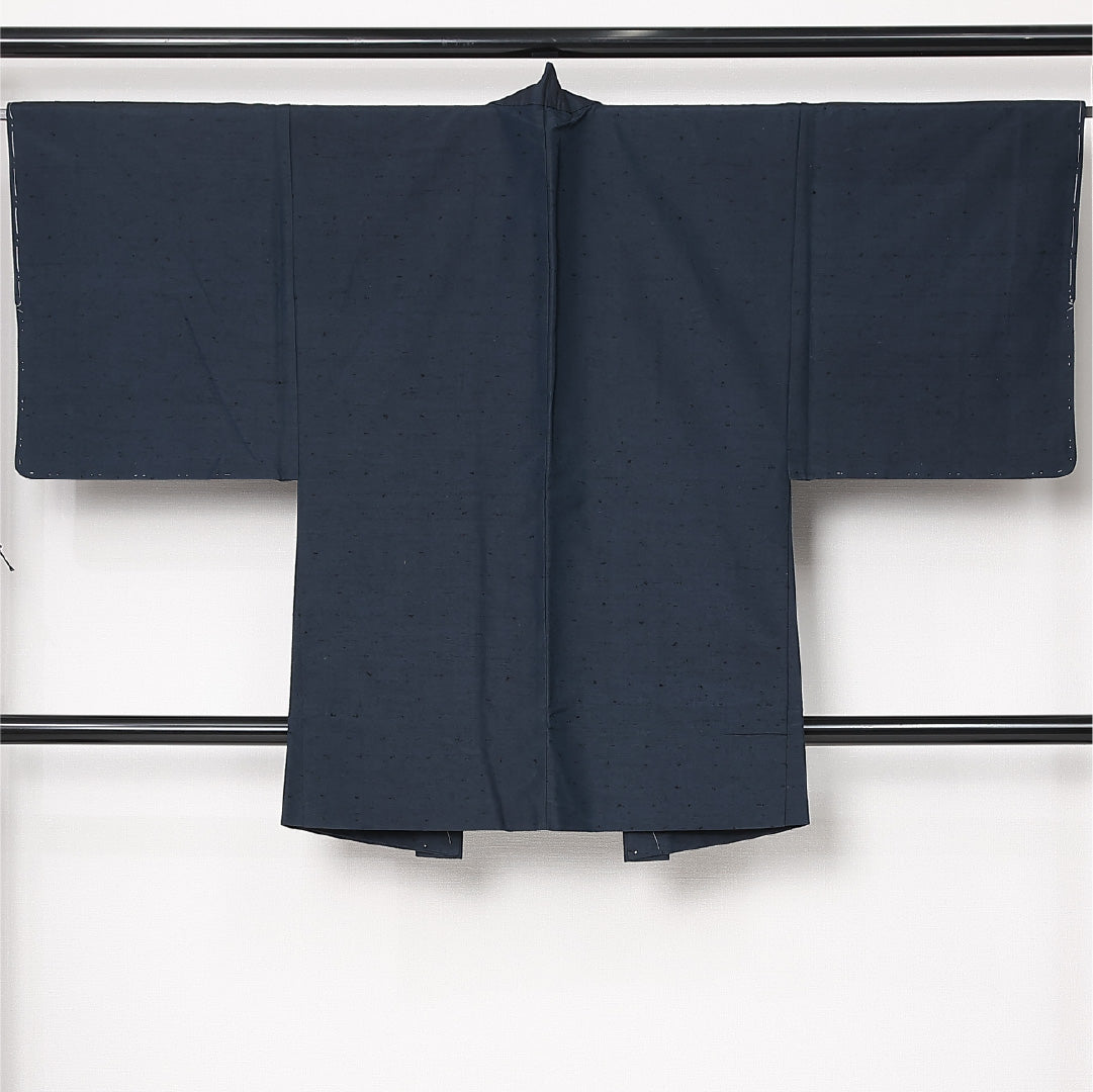 未使用品 羽織 男性用 袷 身丈91cm 裄丈34cm 正絹 Nランク カジュアル XSサイズ ひげ紬 しつけ糸 無地 紺系 RP 1235-13051