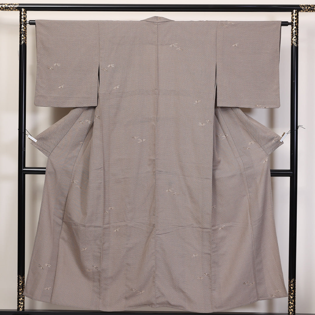 小紋 単衣 身丈152cm 裄63cm 正絹 肩当て 居敷当て 蜻蛉 ベージュ系 ちりめん Cランク 1215-02276