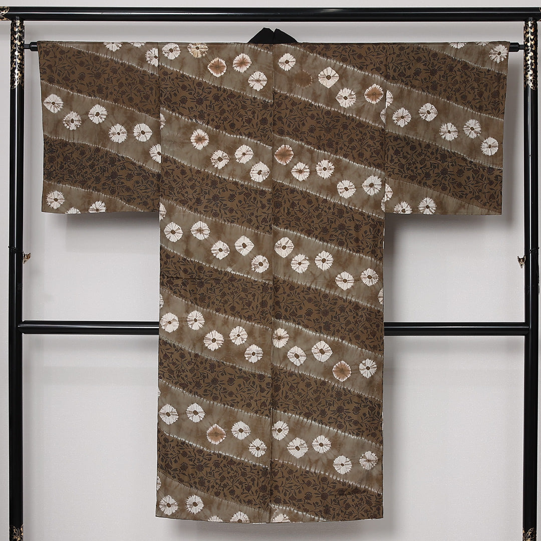 長襦袢 男性用 袷 身丈130cm 裄丈64cm 正絹 Aランク Sサイズ 絞り 花柄 茶系 RP 1241-12974