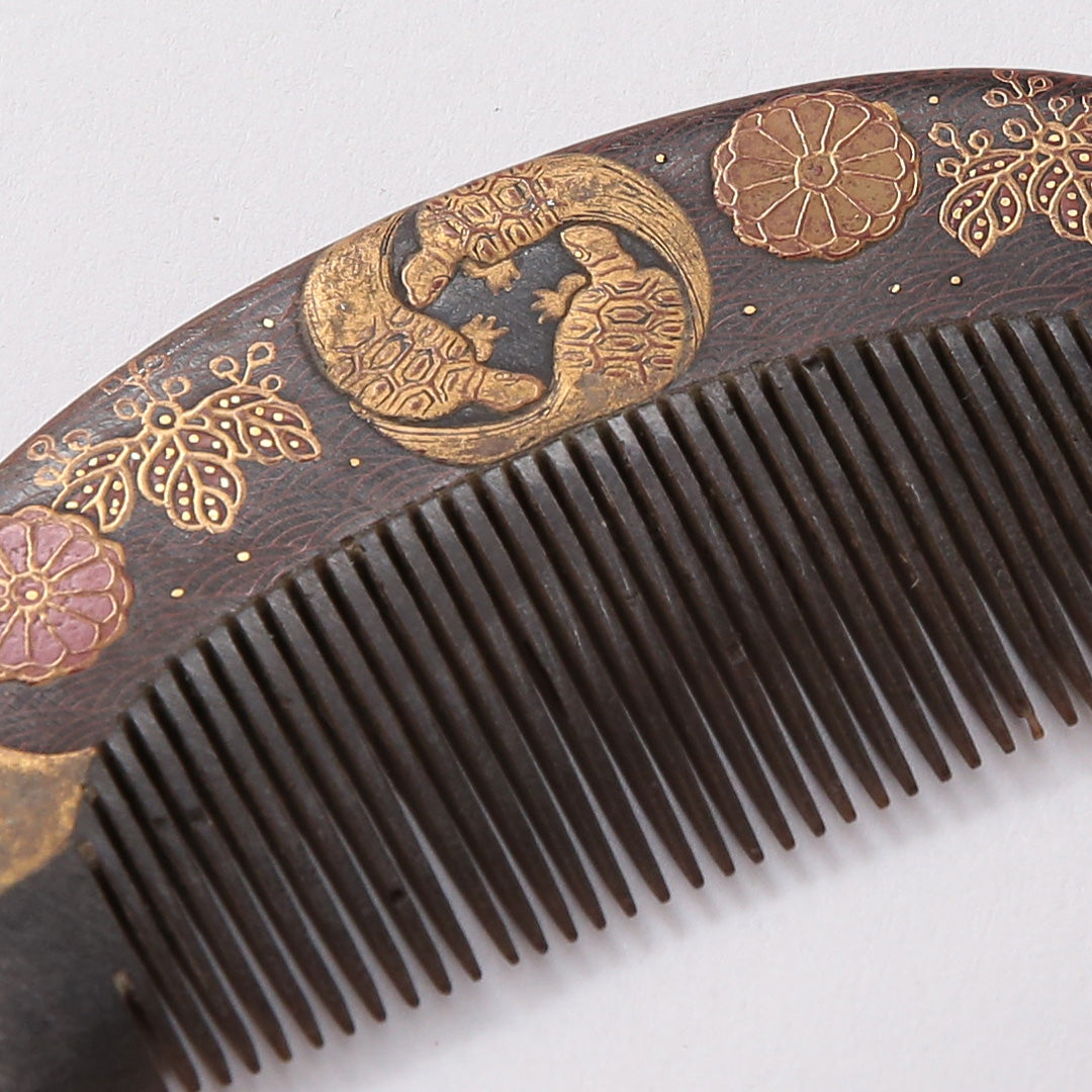 アンティーク 髪飾り Cランク 櫛 蒔絵 鶴 亀 菊 木製 和装小物 茶系 1237-00944