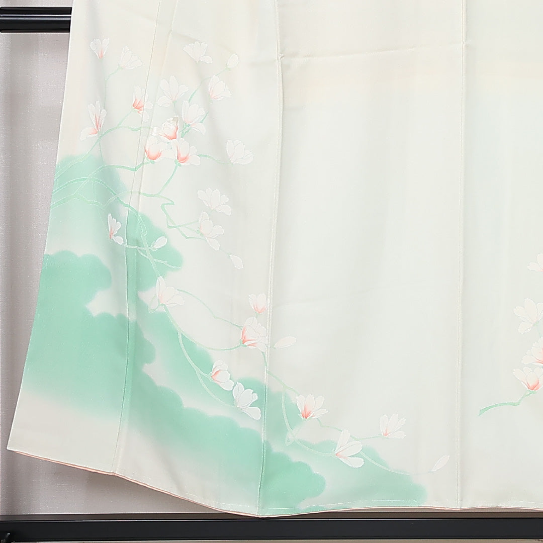 訪問着 身丈150cm 裄丈63cm Sランク S 正絹 袷 広衿 フェミニン ちりめん 刺繍 花柄 セミフォーマル 白系 1212-12497