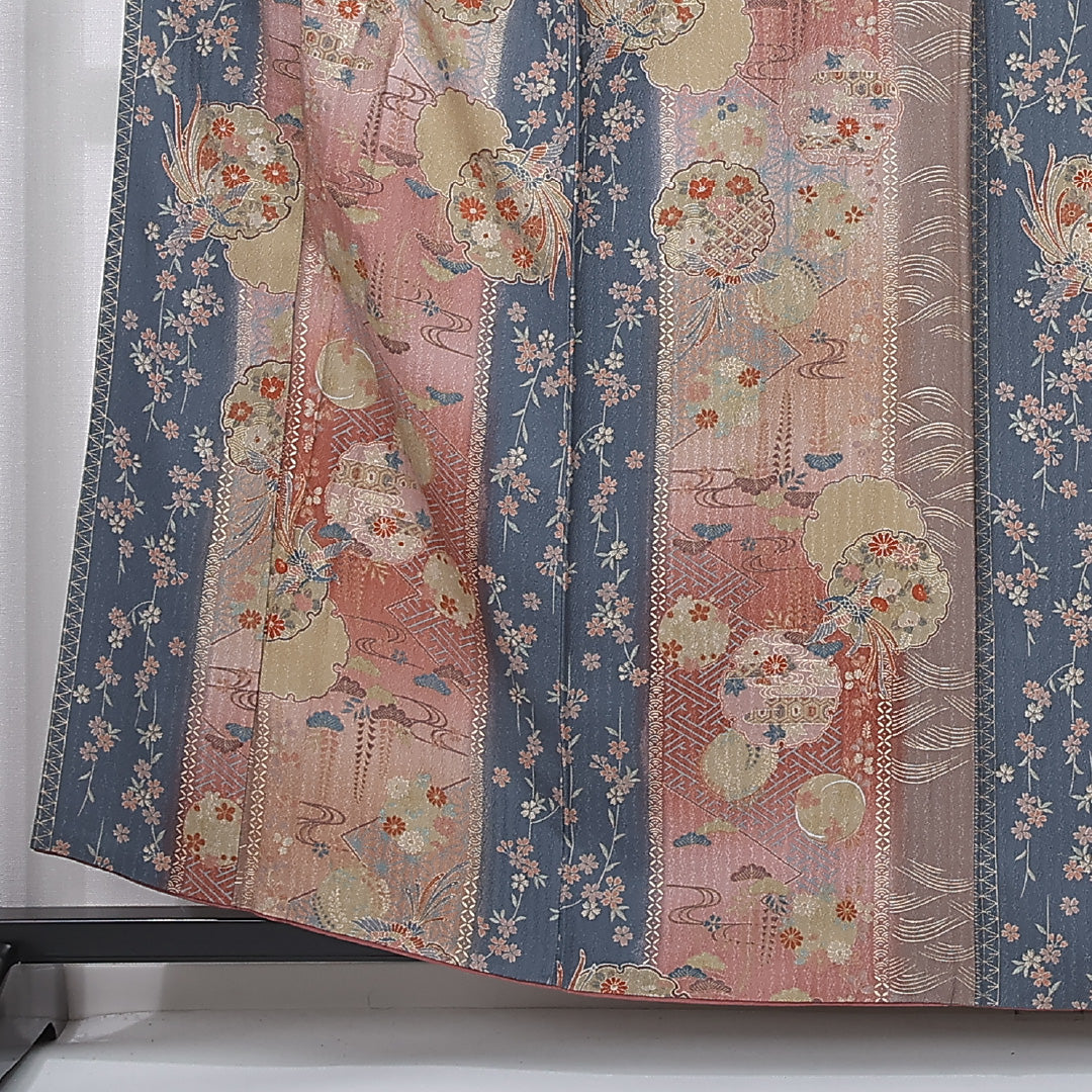小紋 身丈157cm 裄丈65cm Sランク M 正絹 袷 広衿 ちりめん 吉祥文様 雪輪 牡丹 桜 カジュアル 多色系 1215-12385
