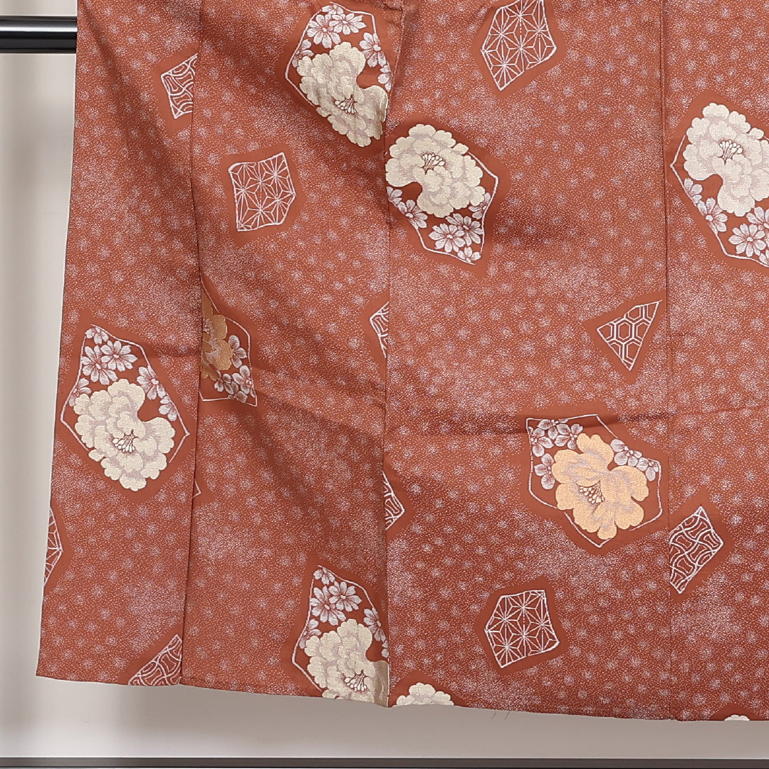 アンティーク お召 単衣 身丈153cm 裄丈61cm 正絹 Aランク バチ衿 Sサイズ 漆糸 居敷当て 肩当て 牡丹 茶系 HP 1222-03723