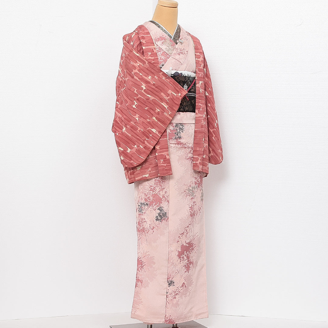 羽織 袷 身丈72cm 裄丈62cm 正絹 Cランク カジュアル Sサイズ 紐あり 創作柄 ピンク系 HP 1232-13901