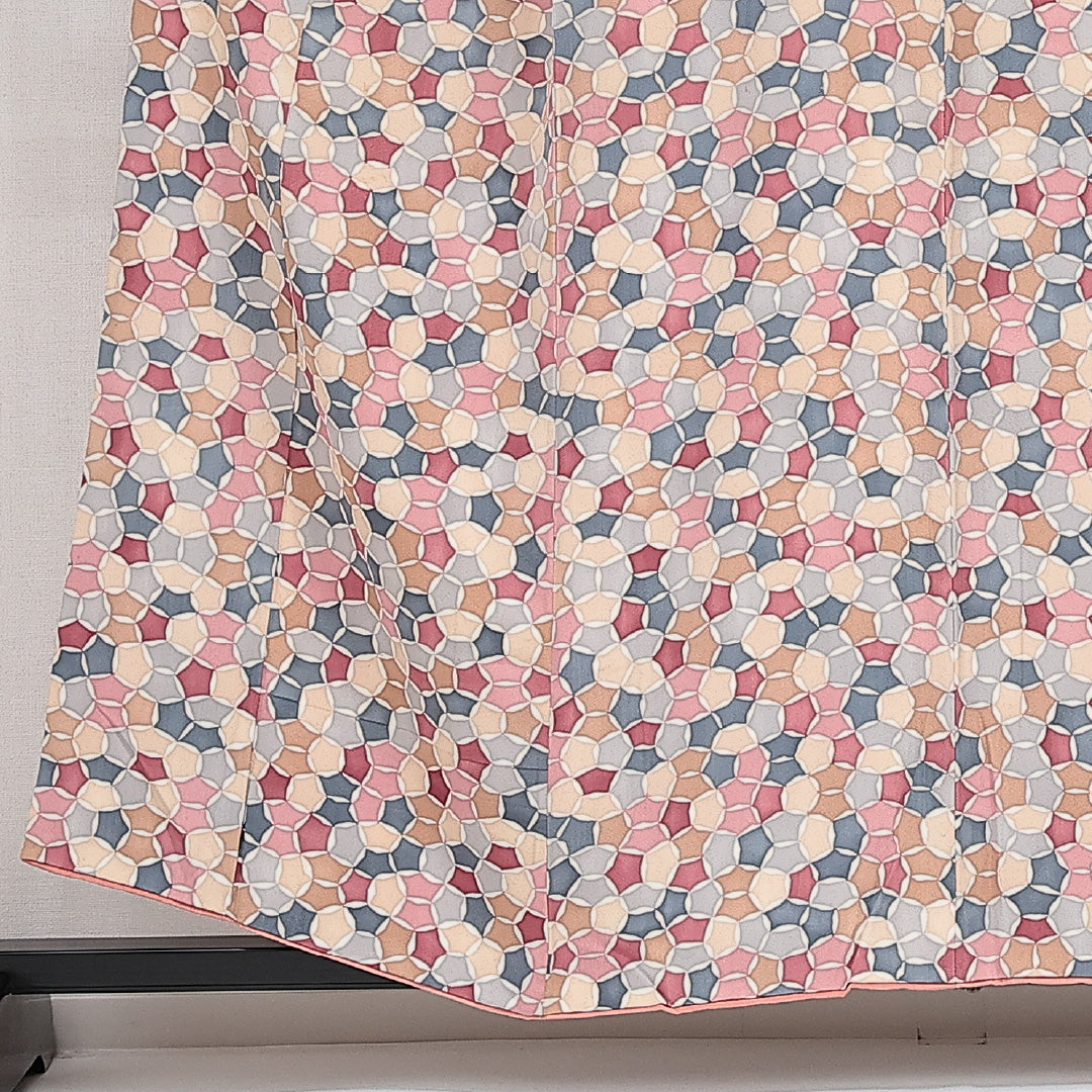 小紋 袷 身丈156cm 裄丈63cm 正絹 Aランク インフォーマル バチ衿 Mサイズ 七宝 多色系 RP 1221-14577