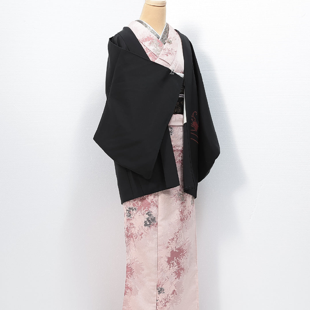 黒羽織 袷 身丈79cm 裄丈63cm 正絹 Sランク 一つ紋 (五三桐) セミフォーマル Sサイズ 絵羽羽織 唐草 エ霞 菊 黒系 RP 1233-14684