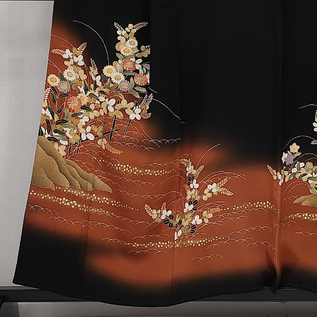 黒留袖 五つ紋 向い蝶 京友禅の巨匠 松井青々 作 身丈154cm 裄丈60.5cm Sランク 正絹 袷 広衿 S タタキ染 蘇州刺繍 石庭 フォーマル 幻想的 落ち着き 黒系 1211-F0620
