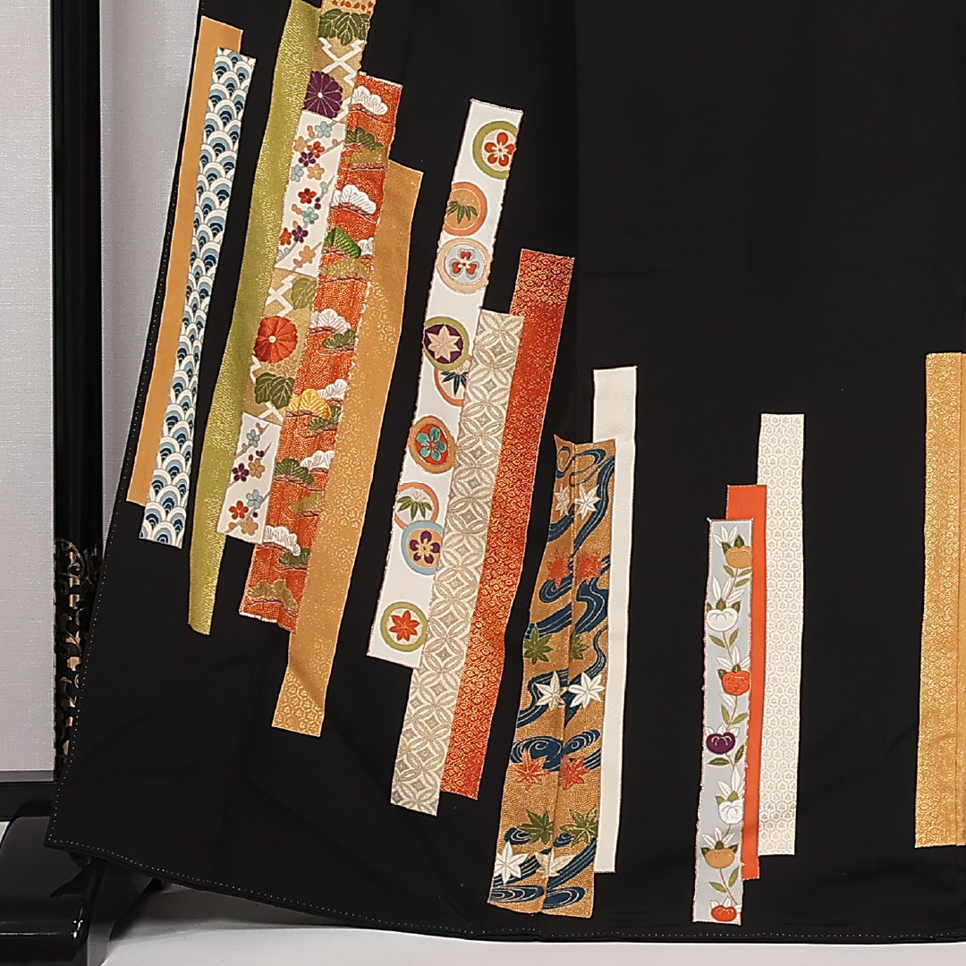 黒留袖 五つ紋 三つ竜胆橘 身丈166cm 裄丈65.5cm Sランク 正絹 袷 広衿 XL 刺繍 金駒刺繍 吉祥文様 短冊 フォーマル 古典的 華やか 黒系 1211-F0565