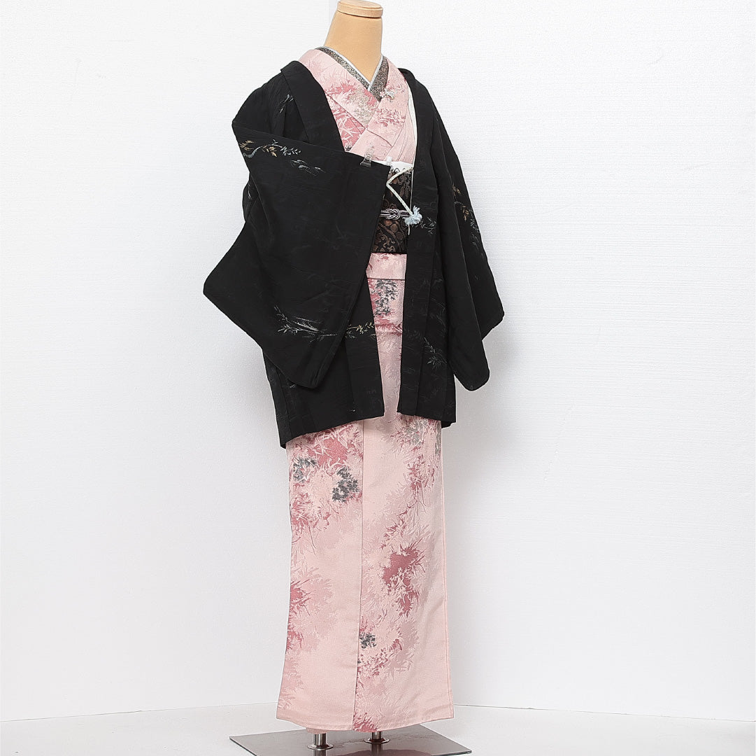 黒羽織 袷 身丈78cm 裄丈64cm 正絹 Aランク 一つ紋 (五三桐) セミフォーマル Mサイズ 漆糸 紐あり 黒系 HP 1233-13702