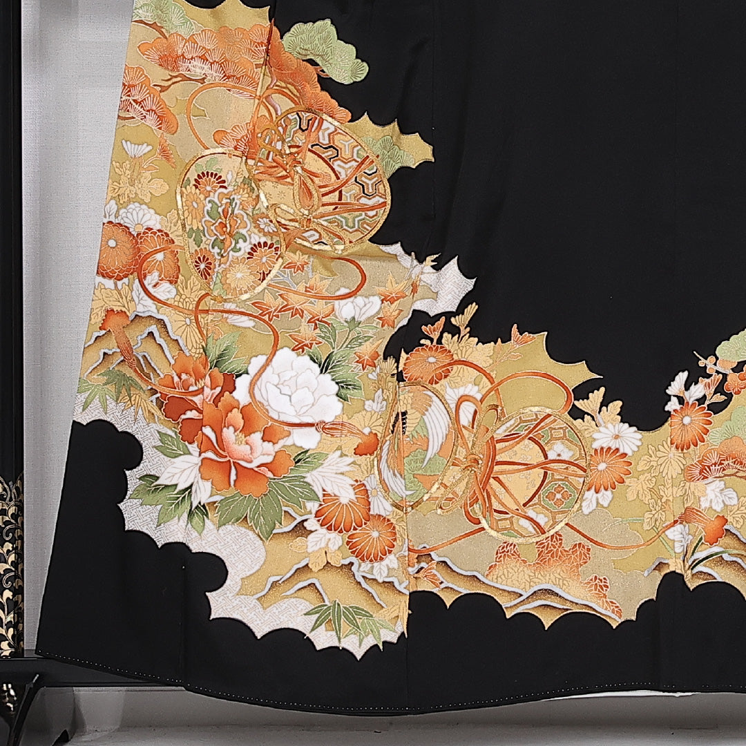 黒留袖 五つ紋 五三桐 身丈157cm 裄丈63cm Sランク 正絹 袷 比翼 広衿 M 金駒刺繍 鼓 牡丹 松 フォーマル 黒系 1211-F0312