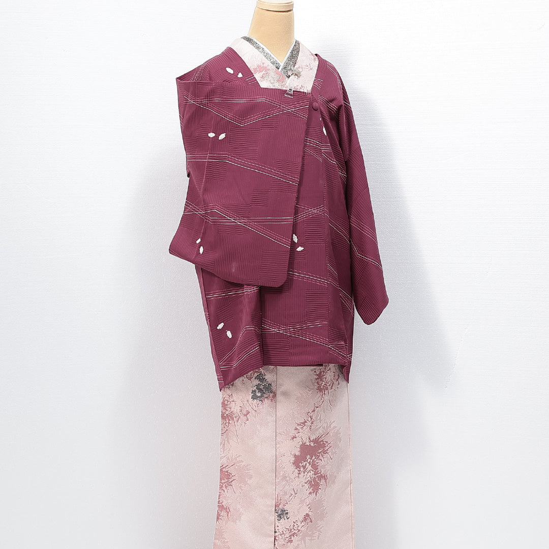 道行コート 袷 身丈87cm 裄丈63cm 正絹 Aランク 紋意匠 (市松) セミフォーマル Sサイズ ふくれ織 ポケットあり 創作柄 紫系 RP 1237-14677