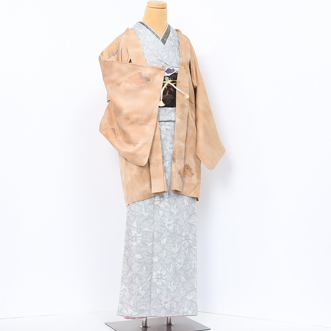 羽織 袷 身丈82cm 裄丈65cm 正絹 Aランク カジュアル Mサイズ ぼかし染 紐あり 雲 菱 ベージュ系 HP 1232-12085