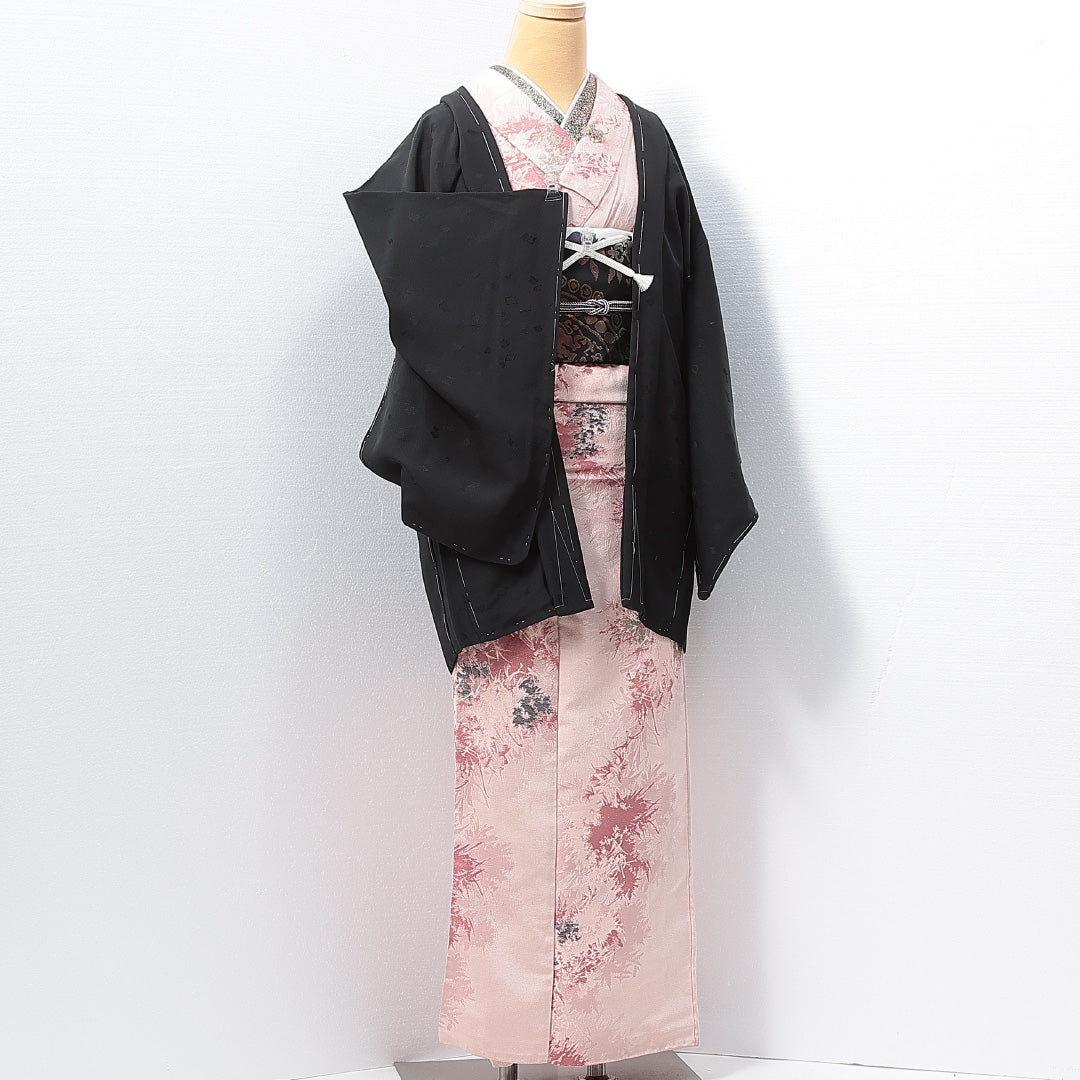 未使用品 黒羽織 袷 身丈80cm 裄丈64cm 正絹 Nランク 一つ紋 (蔦) 紋意匠 (銀杏) セミフォーマル Mサイズ 紐あり 証紙 しつけ糸 黒系 RP 1233-14676