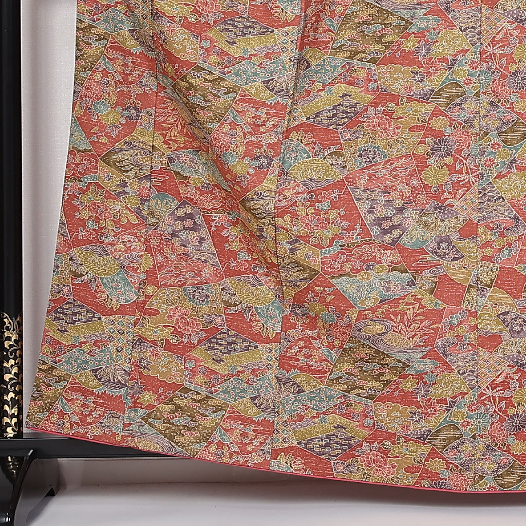 小紋 袷 身丈160cm 裄64cm 正絹 花柄 牡丹 松竹梅 赤系 Sランク 1215-02452