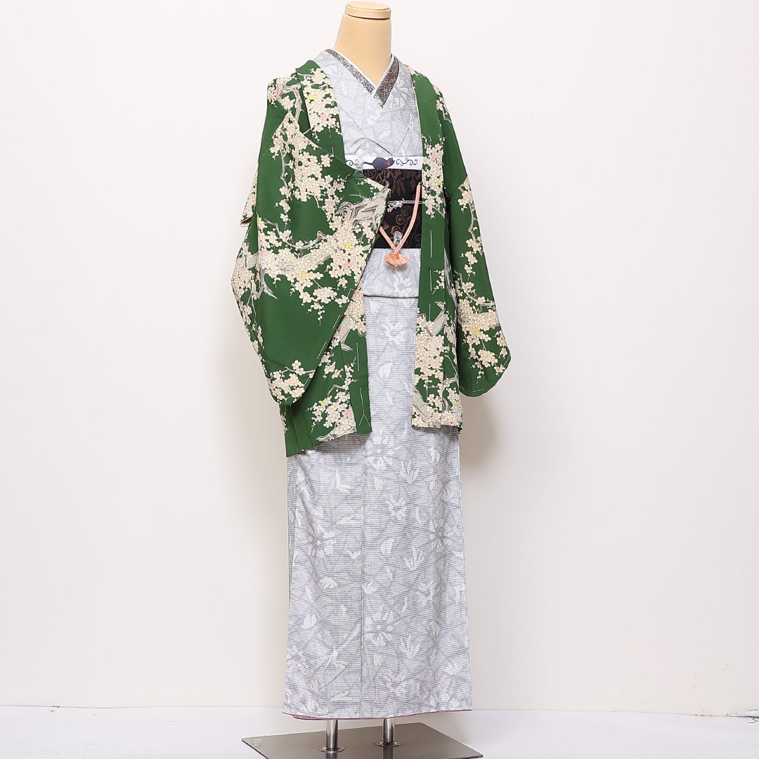 羽織 袷 身丈80cm 裄丈64cm 正絹 Sランク Mサイズ カジュアル 紐あり 琳派 梅 しつけ糸 緑系 1217-06205