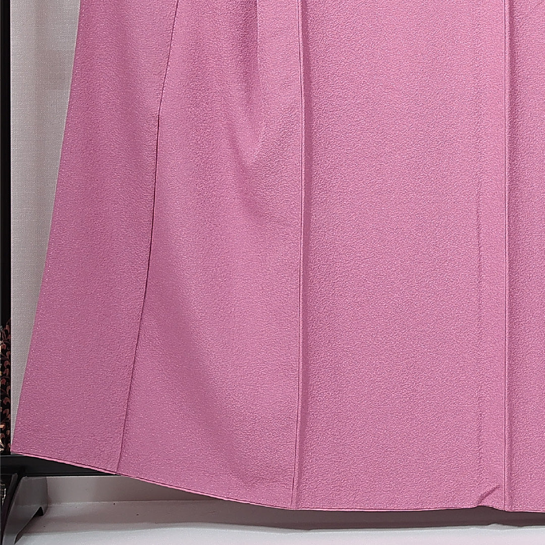 色無地 袷 身丈160cm 裄丈67cm 正絹 Cランク Lサイズ 広衿 一つ紋（丸に沢潟） セミフォーマル ふくれ織 無地 ピンク系 1214-14964