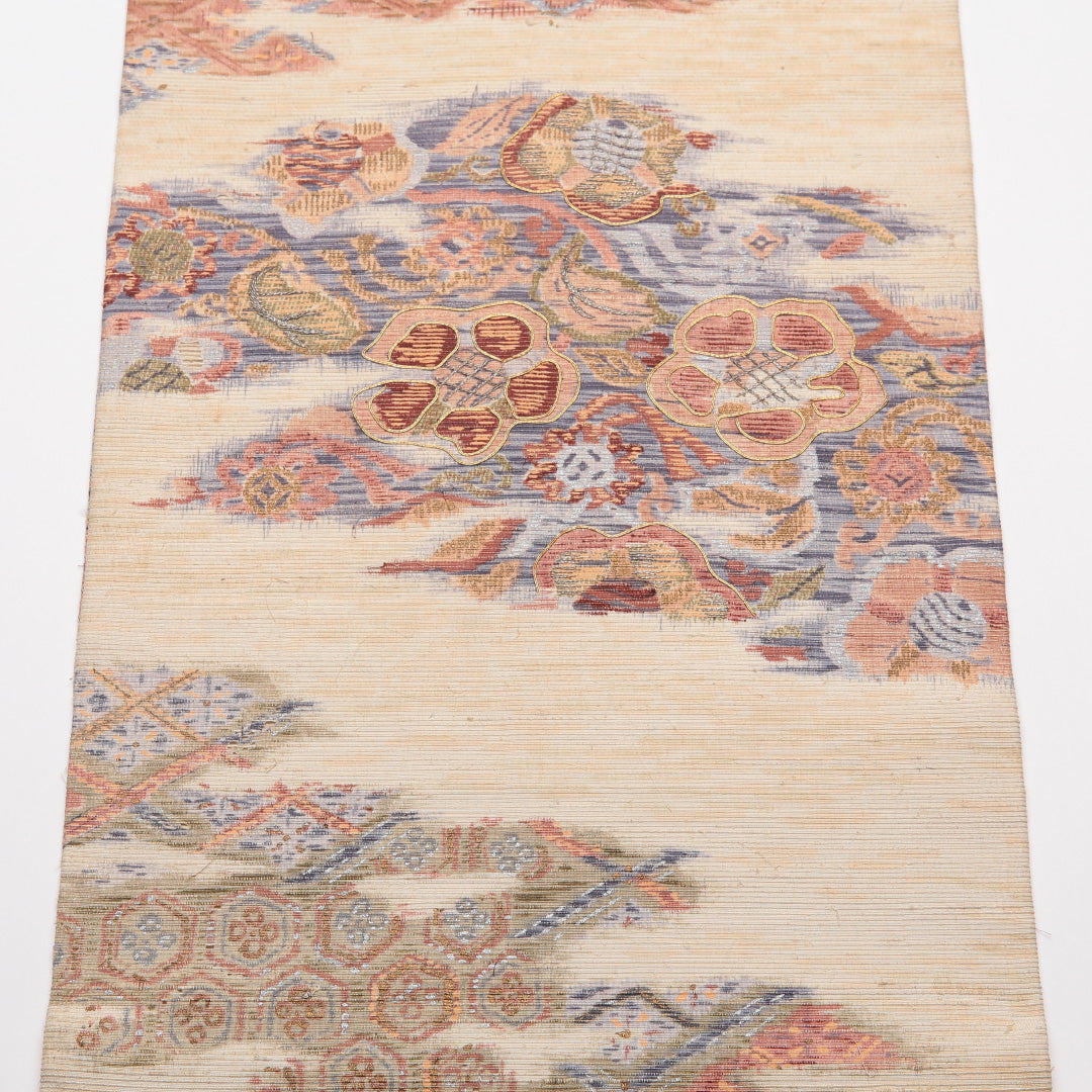アンティーク 九寸名古屋帯 帯丈330cm 正絹 六通 名古屋仕立て 織り 金駒刺繍 紬 ひげ紬 亀甲 花柄 クリーム系 M4 1245-01765