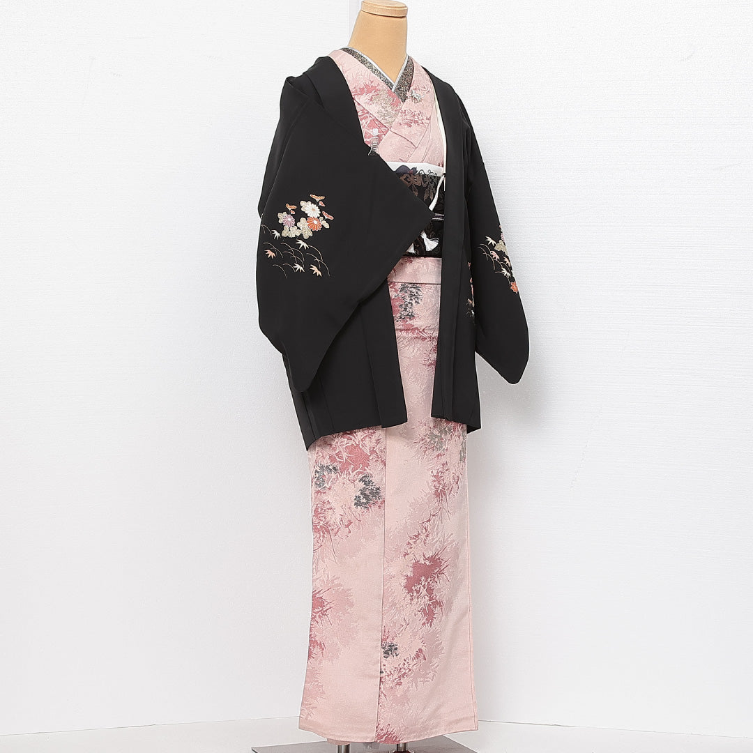 黒羽織 袷 身丈78cm 裄丈63cm 正絹 Aランク インフォーマル Sサイズ 紐あり 花柄 黒系 HP 1233-13889