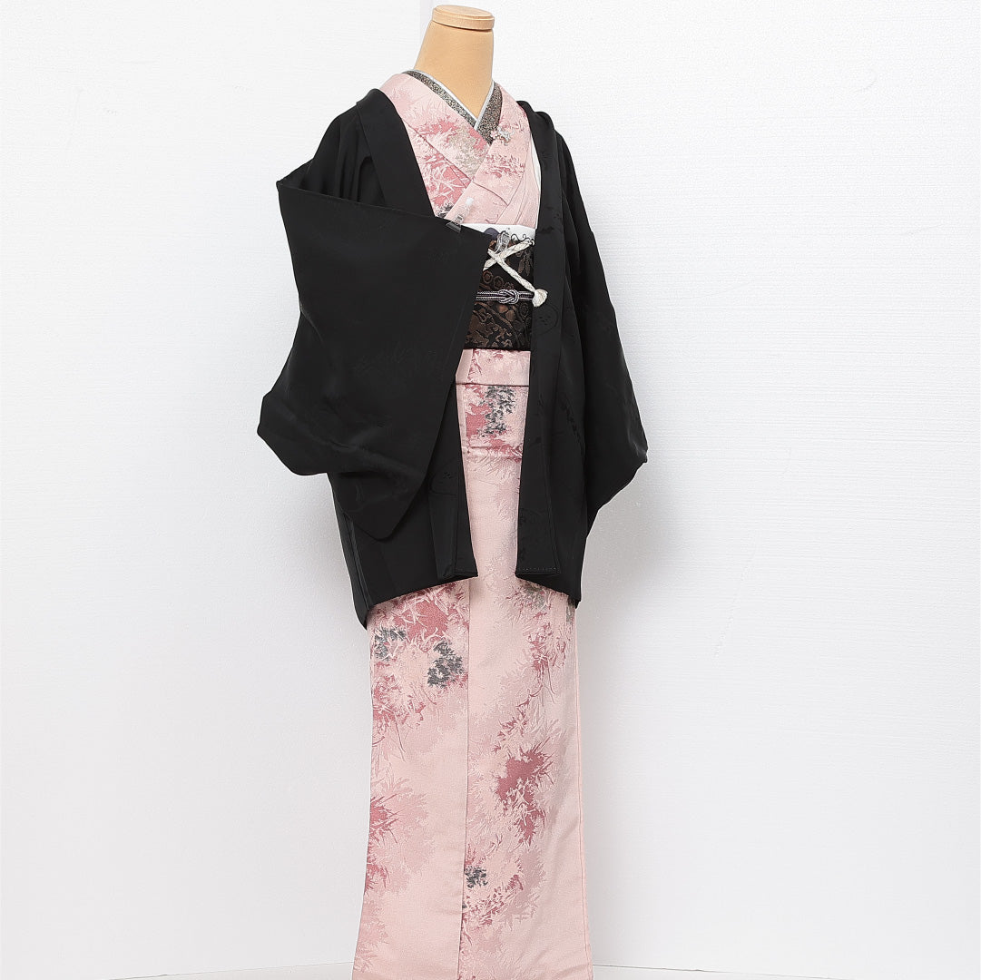 黒羽織 袷 身丈79cm 裄丈64cm 正絹 Cランク 一つ紋 (違い鷹の羽) セミフォーマル Mサイズ 紐あり 創作柄 黒系 HP 1233-13698