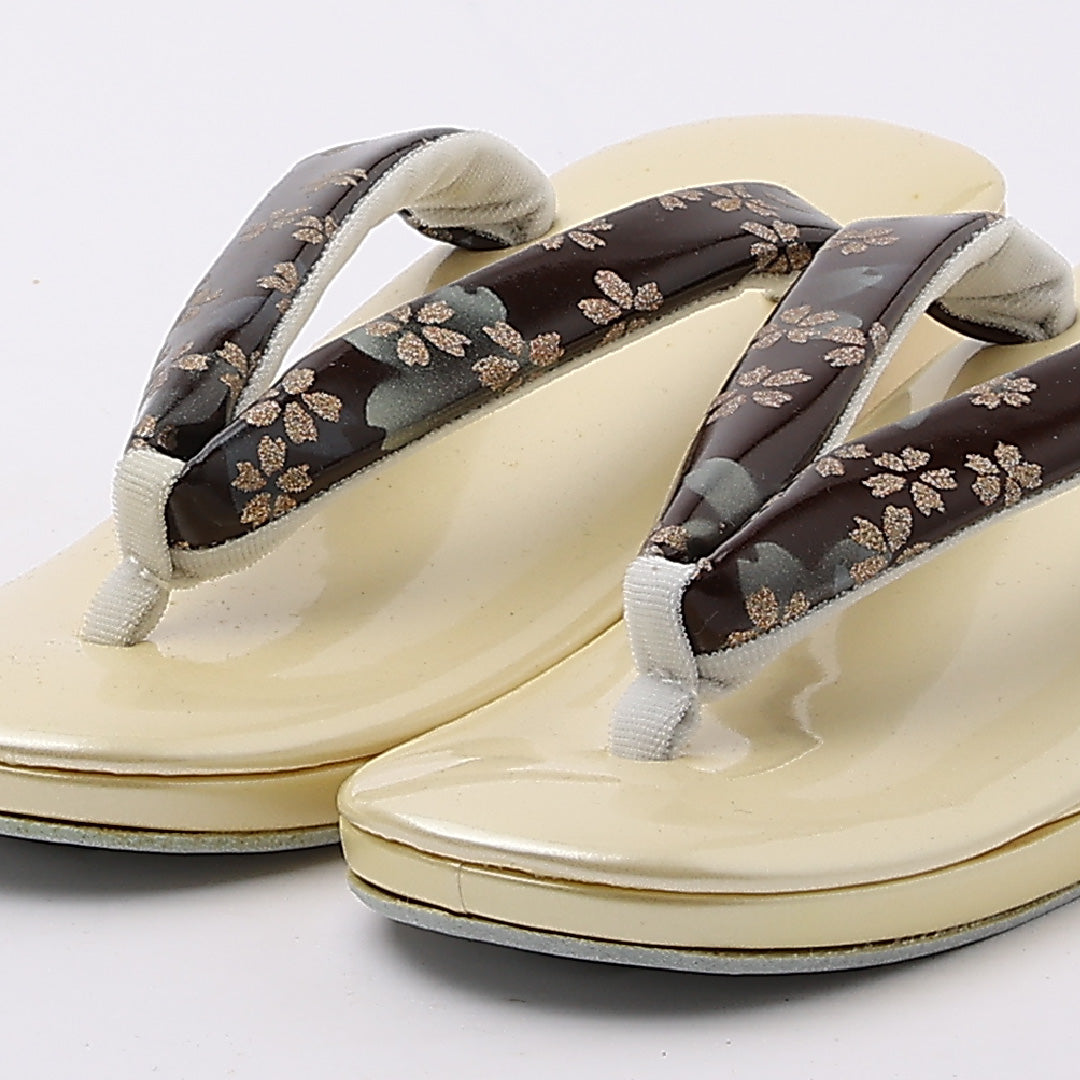 新古品 草履 カジュアル FREE ウレタン Nランク 和装小物 クリーム系 茶系 1243-00453
